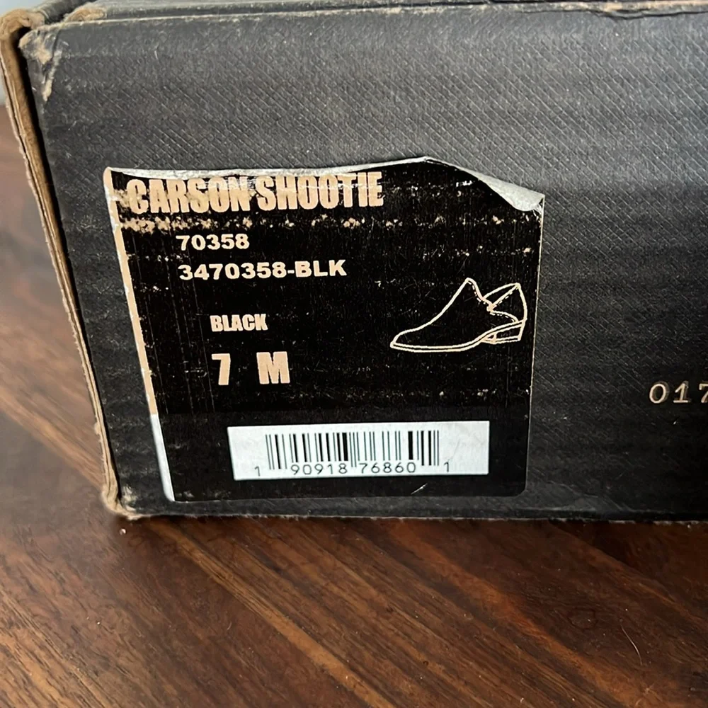 Frye Carson Shootie Black Suede Back Zipper Ankle Boots 7M - Picture 9 of 9
